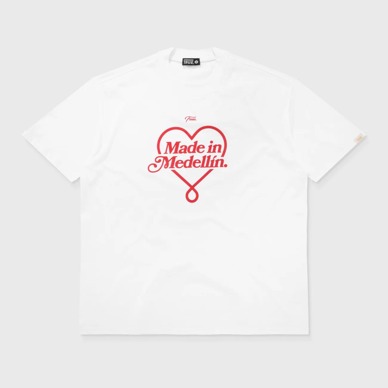 Camiseta Oversized Medellín - Blanca TRUE