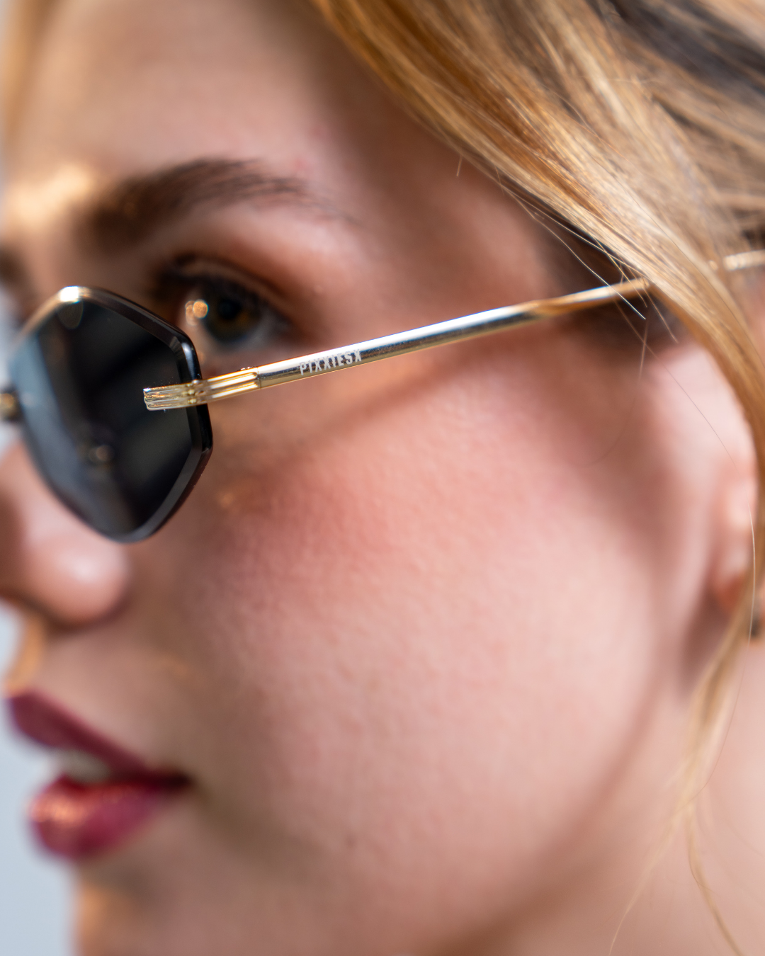 PIXXIESX MAXDE BLACK GOLD