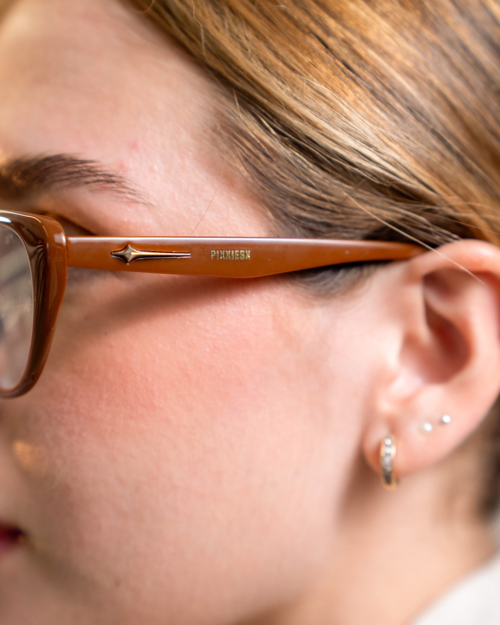 PIXXIESX CAT SLIM CARAMEL BLUE LIGHT PIXXIESX SUNGLASSES