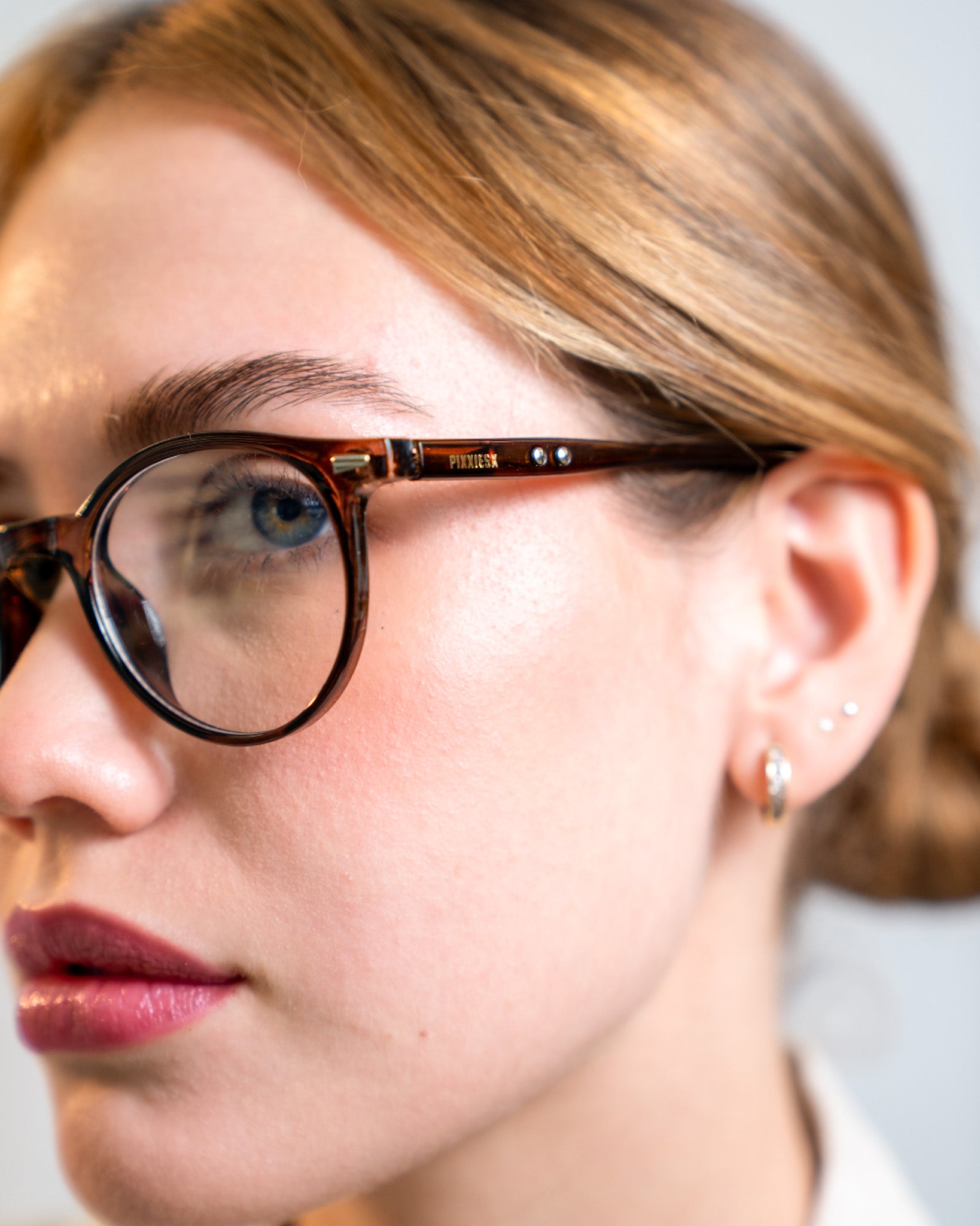 PIXXIESX NOLA BROWN BLUE LIGHT PIXXIESX SUNGLASSES