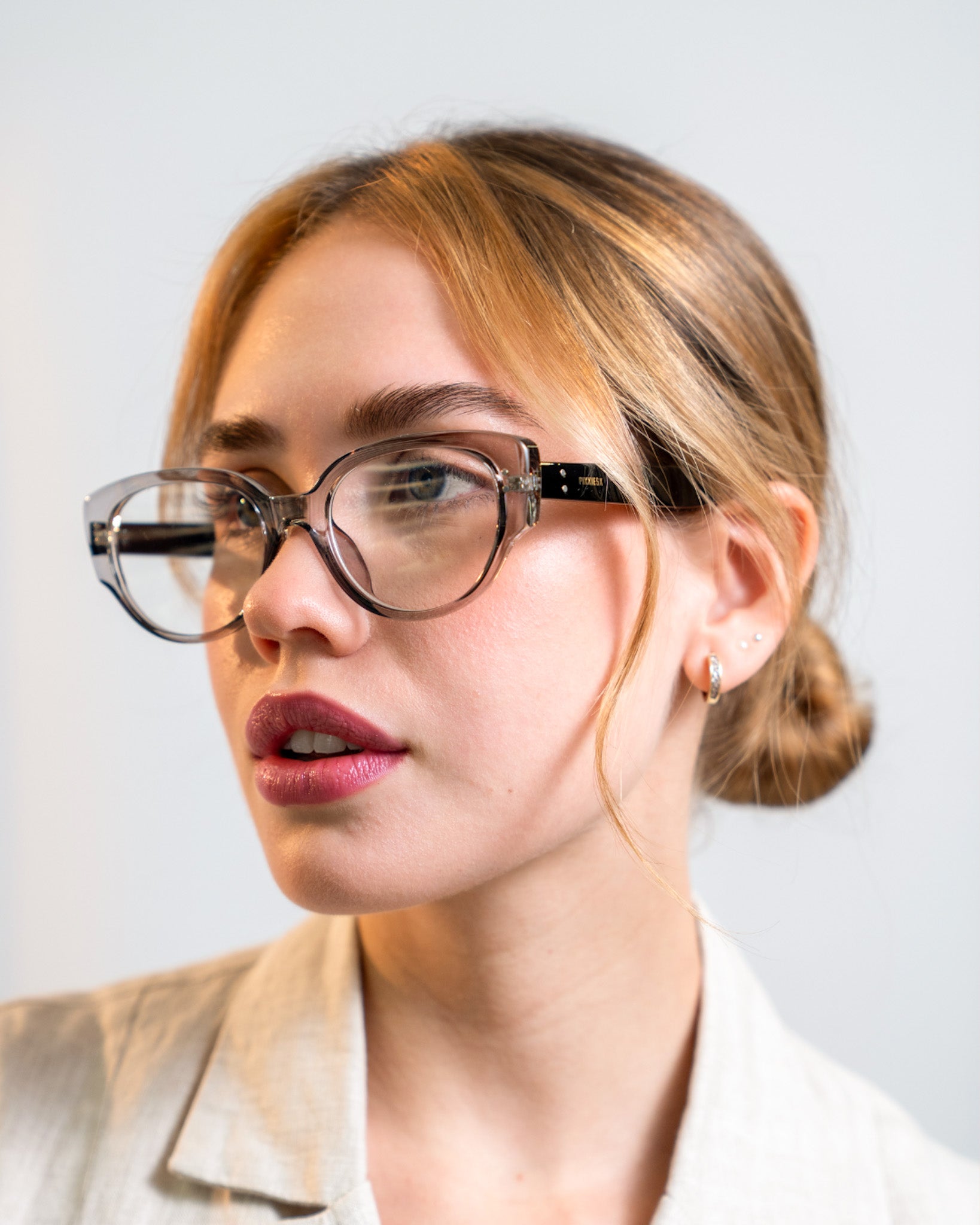 PIXXIESX CAT LEOPARD BROWN BLUE LIGHT ELRAYO