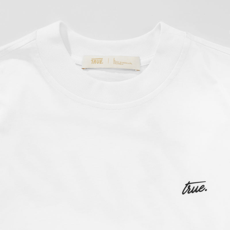 Cursive Logo T-Shirt - White L TRUE