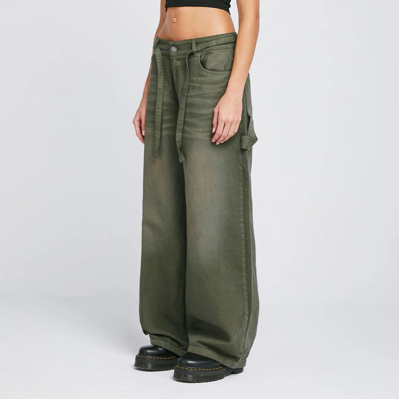Dirty-Wash Low-Rise Pants - Military Green