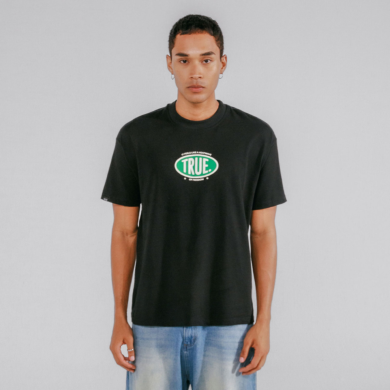 Heatwave Oversized T-Shirt - Black TRUE