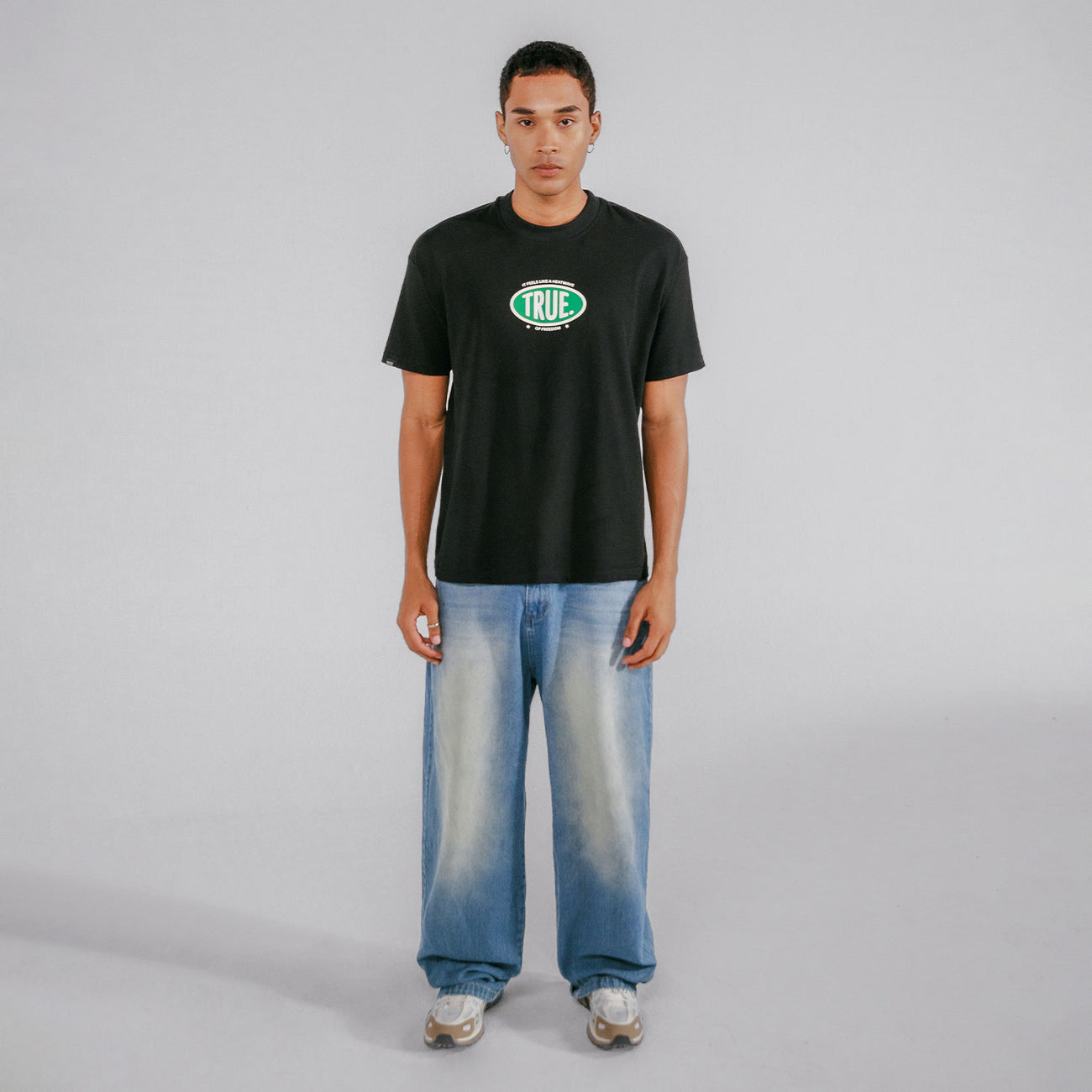 Heatwave Oversized T-Shirt - Black TRUE