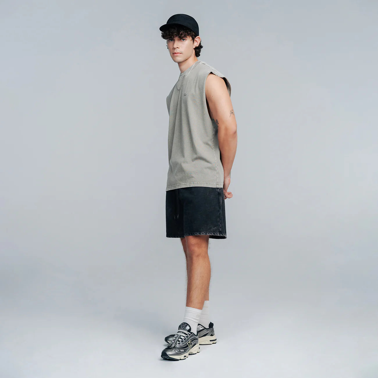 Washed Sleeveless Tee - Light Gray TRUE