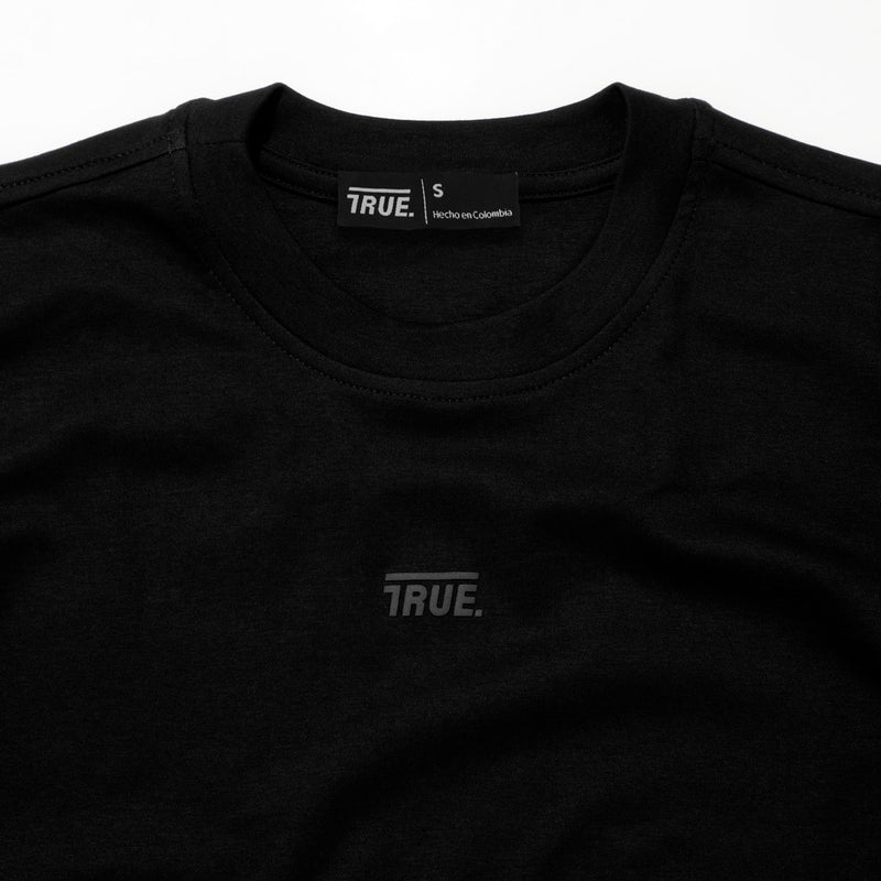 Baby Tee Clásica - Negra