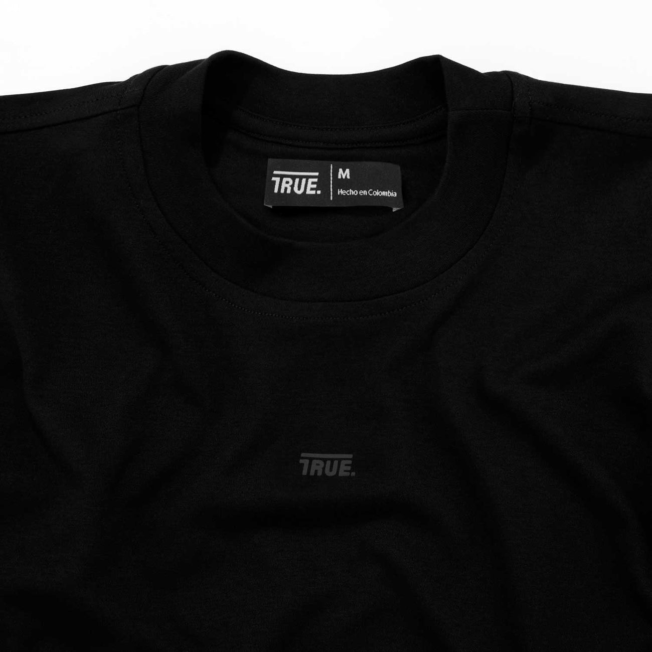 Camiseta Clásica Logo Negro - Negra TRUE