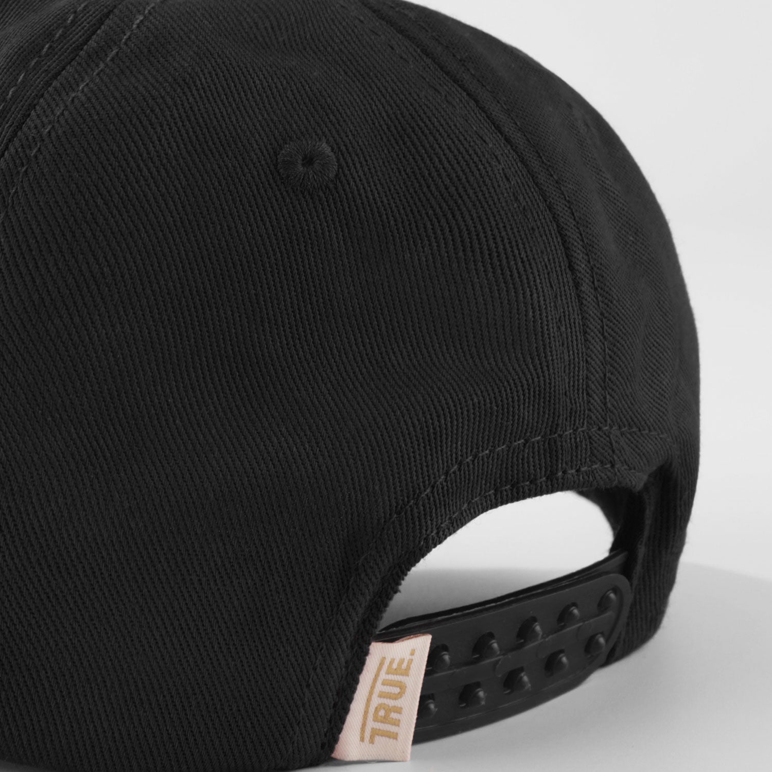 Colombia Cap - Black TRUE