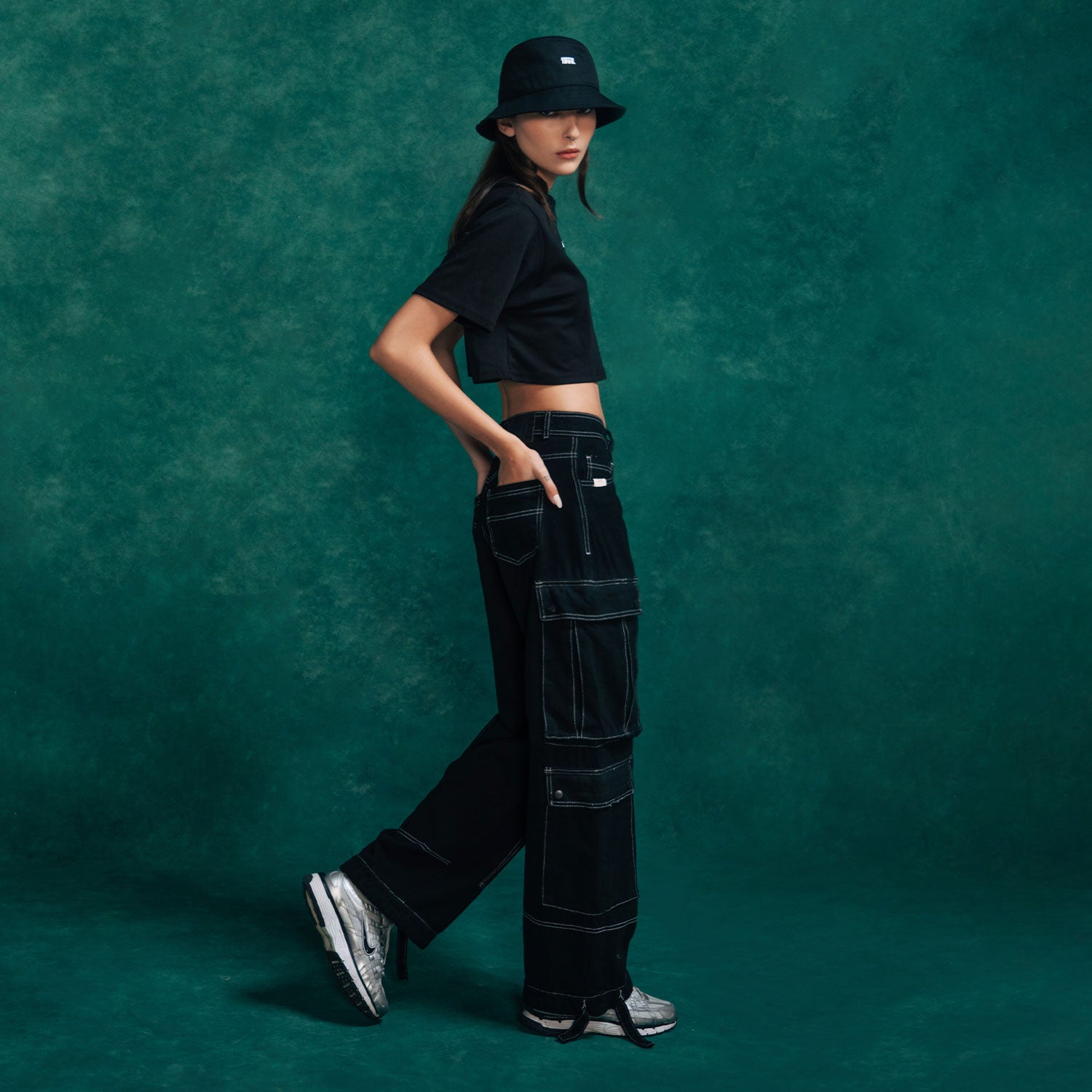 Pantalón Cargo Multi-Pocket - Negro